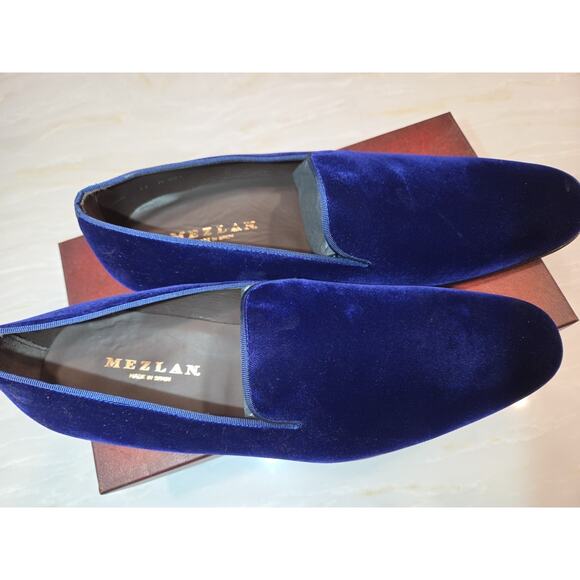 Mezlan Men\'s 9273 Lublin Velvet Formal Slip-On in Blue 9.5M main image 2